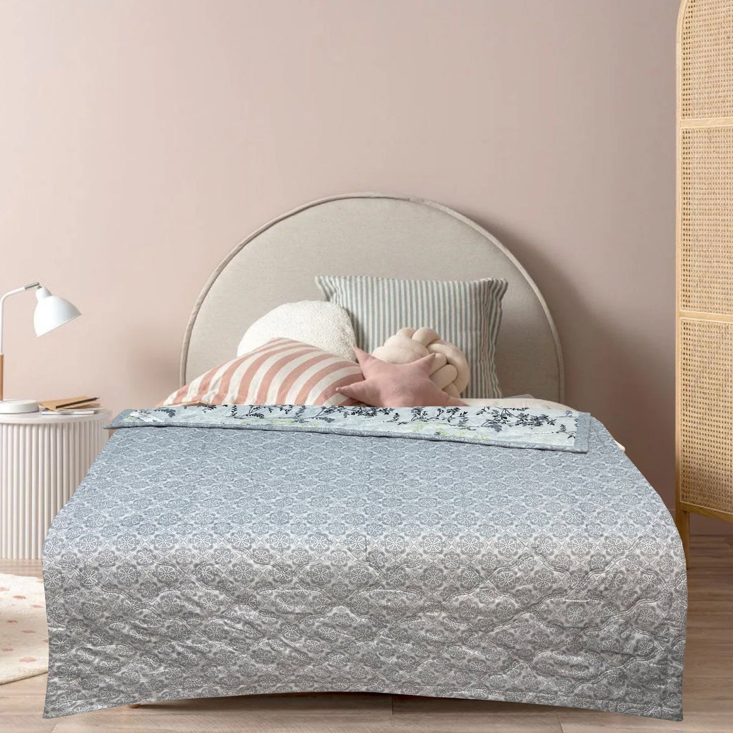 Silver Leaf 180 GSM AC Room Reversible Double Bed Comforter