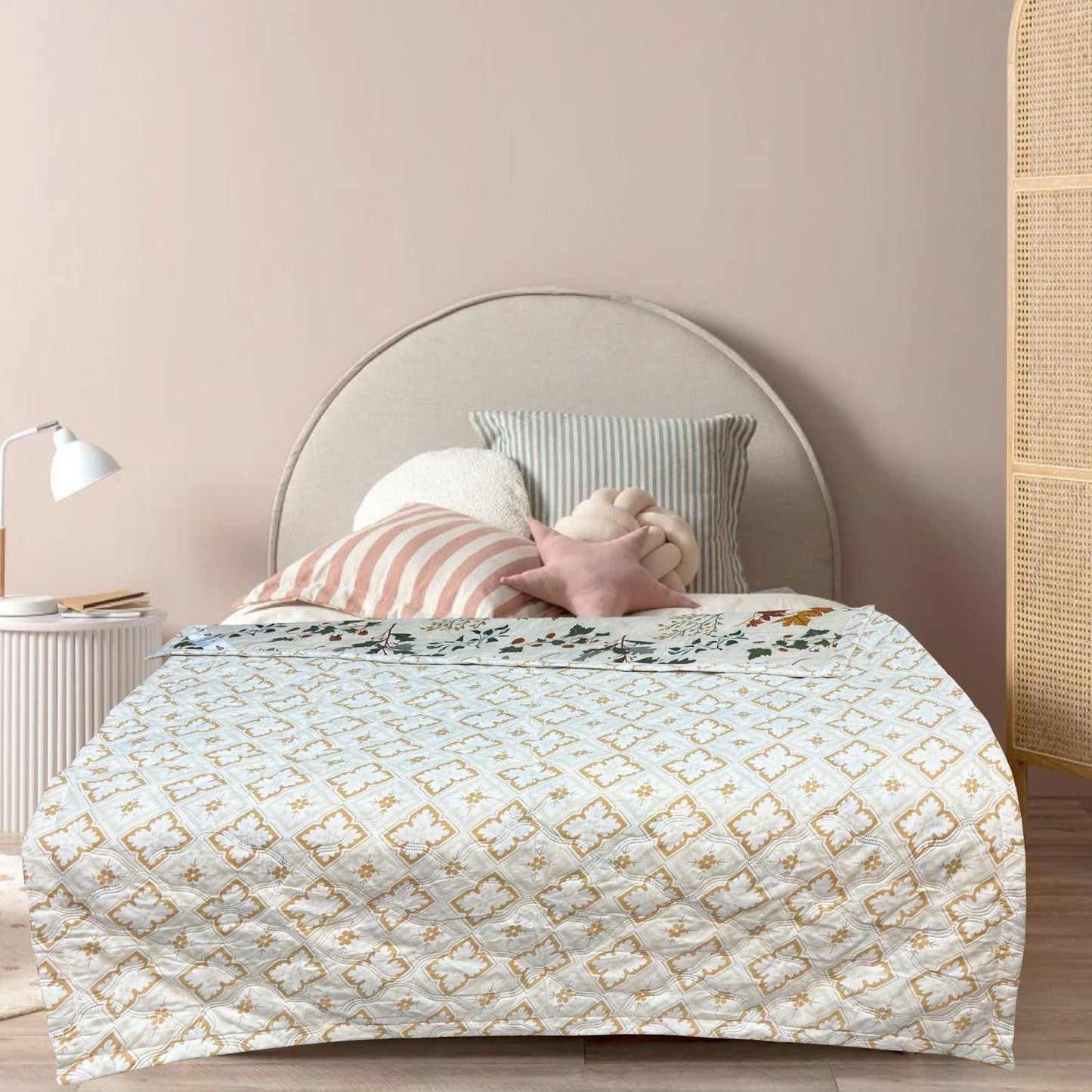 Leaf Aura 180 GSM AC Room Reversible Double Bed Comforter